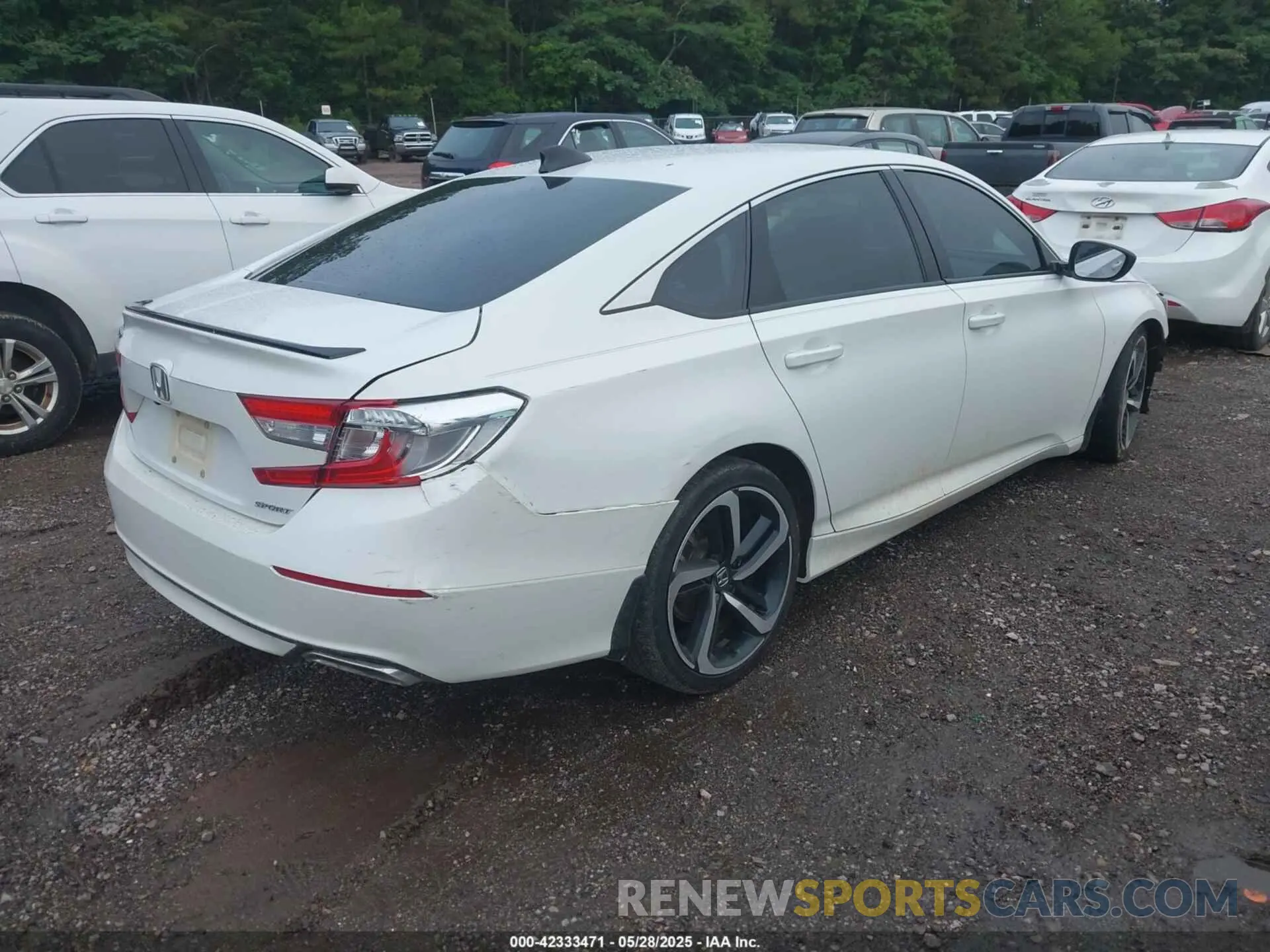 4 Photograph of a damaged car 1HGCV1F31MA045486 HONDA ACCORD 2021