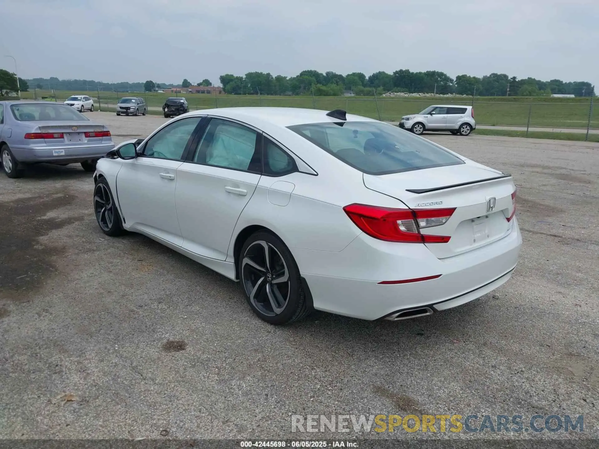 3 Photograph of a damaged car 1HGCV1F31MA097166 HONDA ACCORD 2021