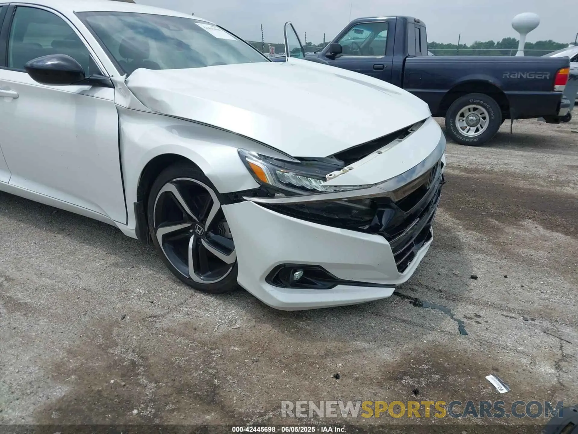 6 Photograph of a damaged car 1HGCV1F31MA097166 HONDA ACCORD 2021