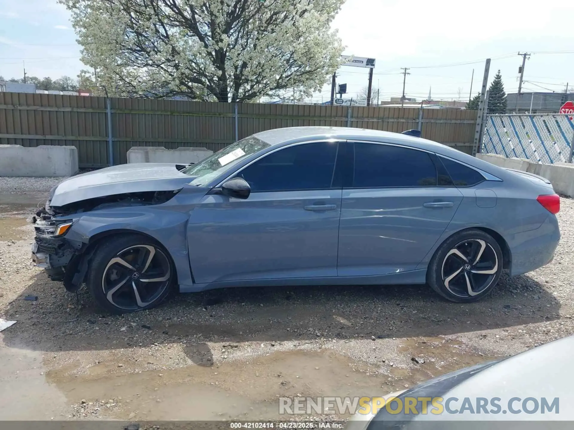 15 Photograph of a damaged car 1HGCV1F31MA102124 HONDA ACCORD 2021