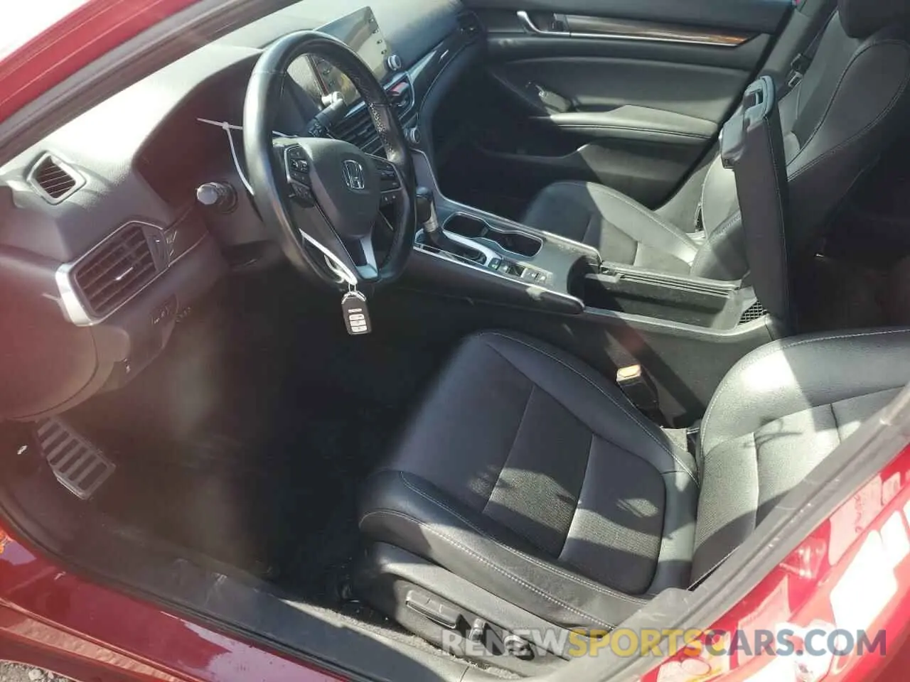 7 Photograph of a damaged car 1HGCV1F32MA061342 HONDA ACCORD 2021