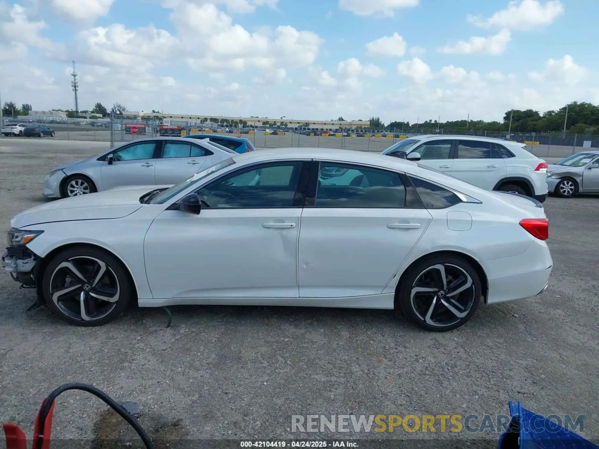15 Photograph of a damaged car 1HGCV1F32MA072289 HONDA ACCORD 2021