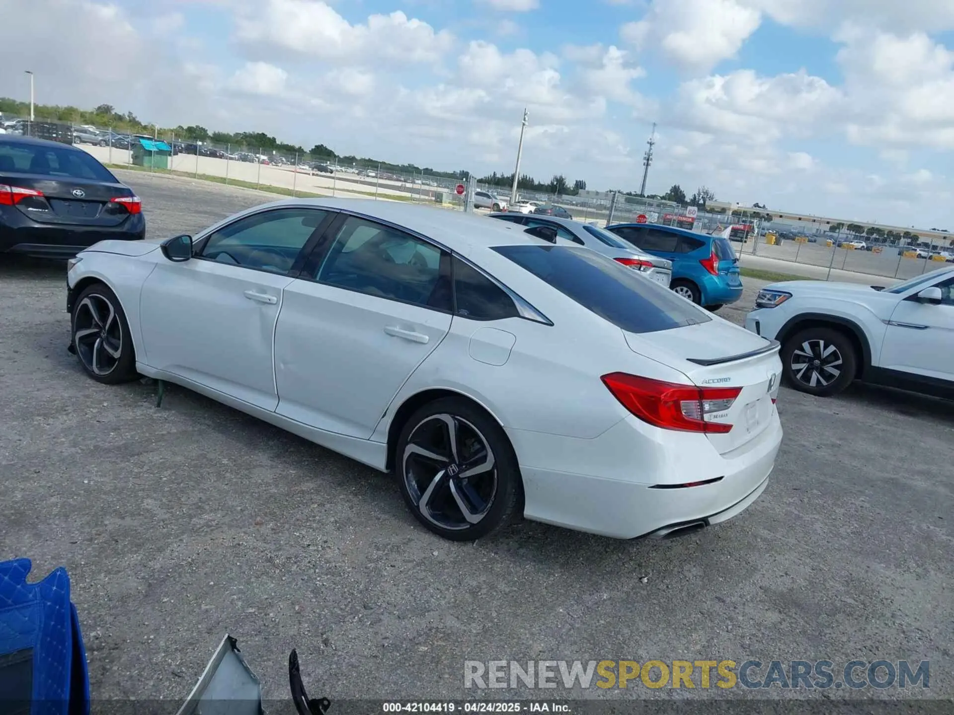 3 Photograph of a damaged car 1HGCV1F32MA072289 HONDA ACCORD 2021