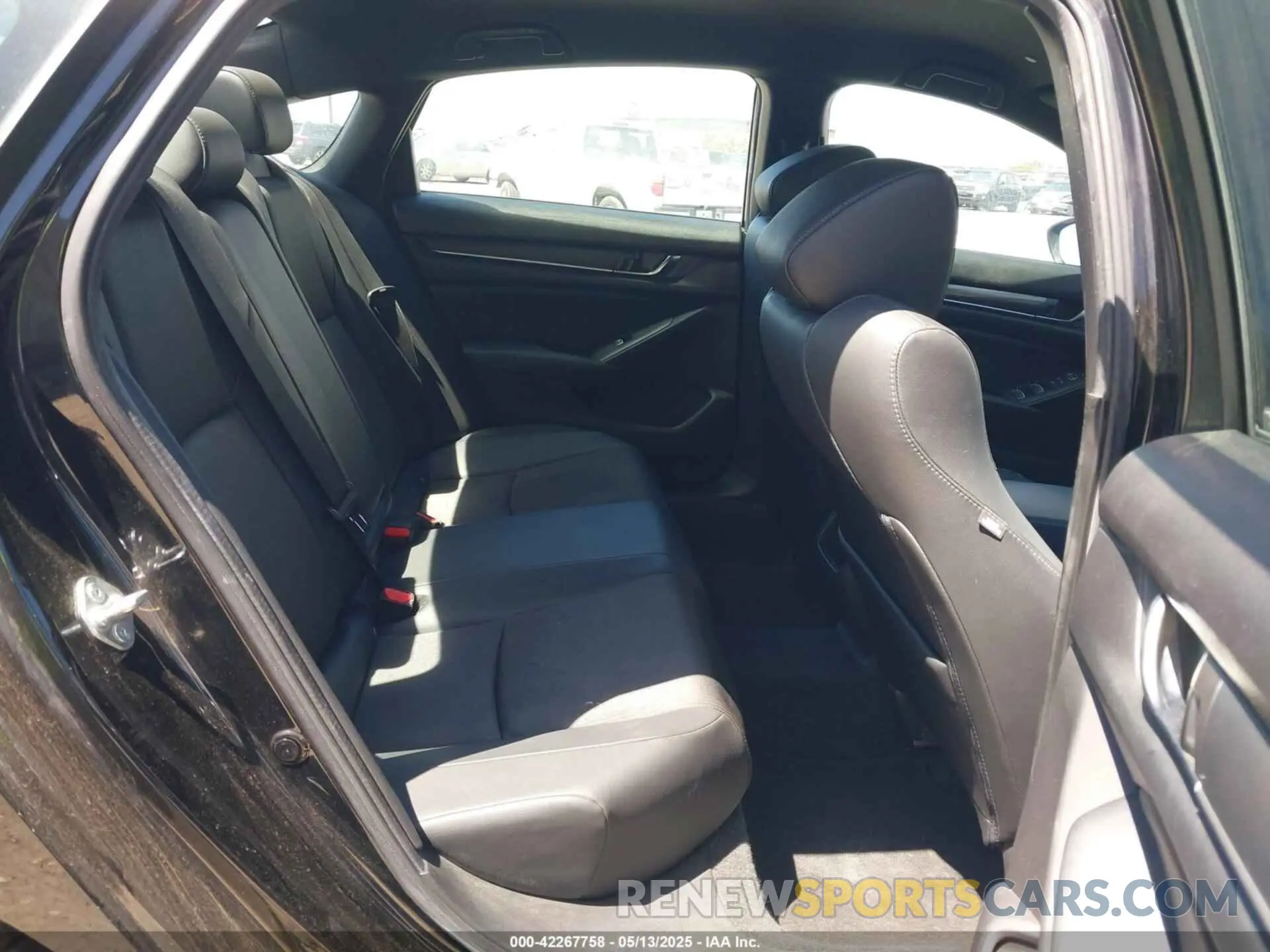 8 Photograph of a damaged car 1HGCV1F32MA092896 HONDA ACCORD 2021
