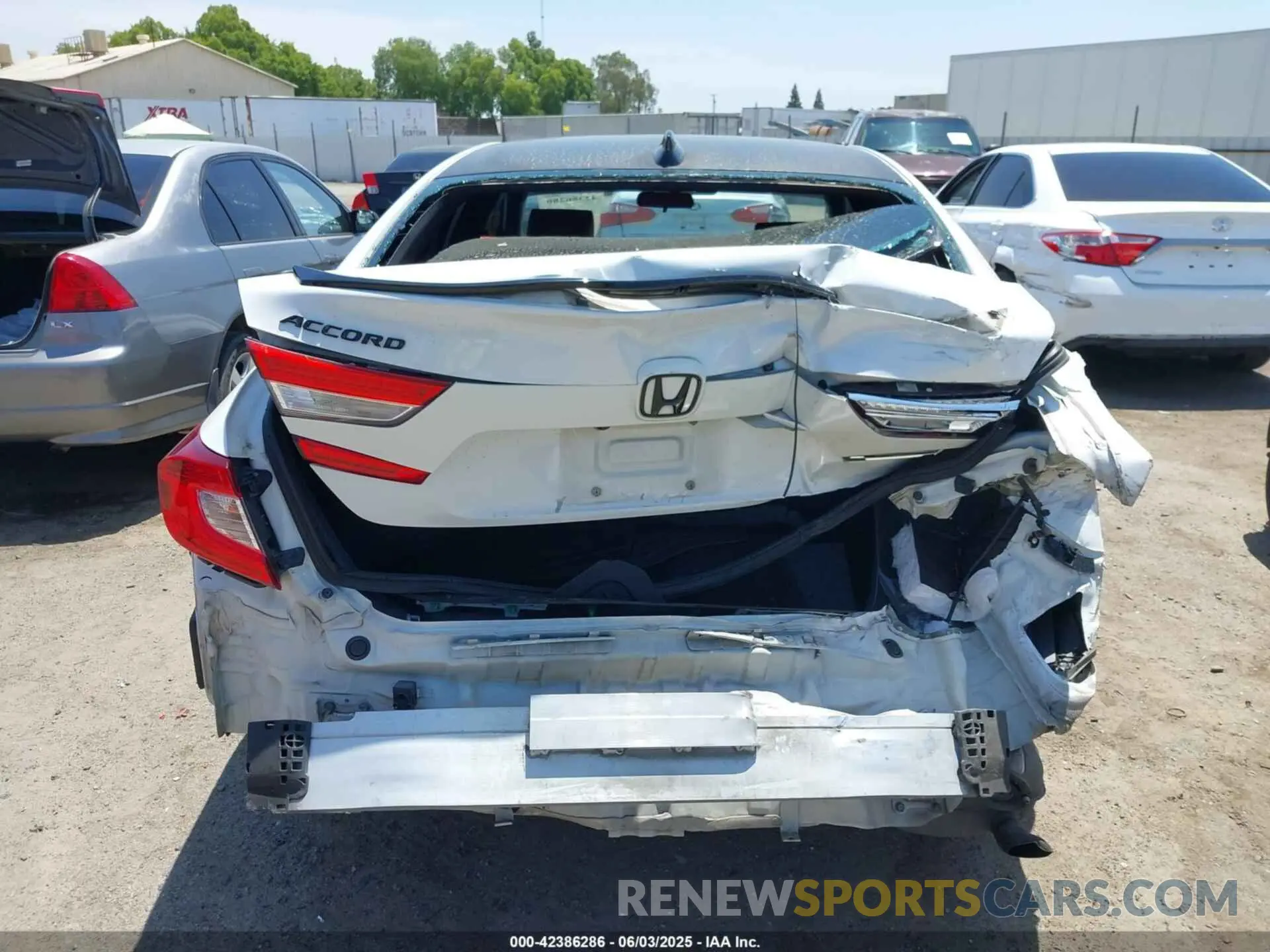 16 Photograph of a damaged car 1HGCV1F33MA047000 HONDA ACCORD 2021
