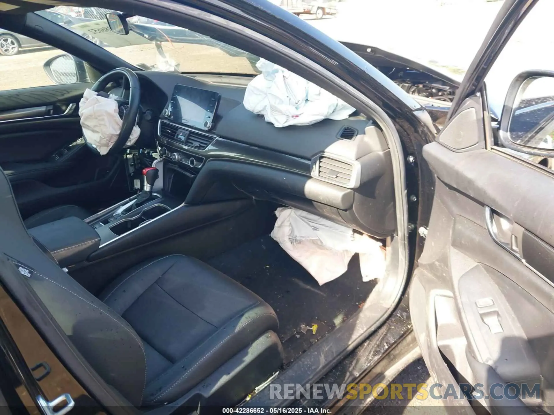 5 Photograph of a damaged car 1HGCV1F33MA088291 HONDA ACCORD 2021