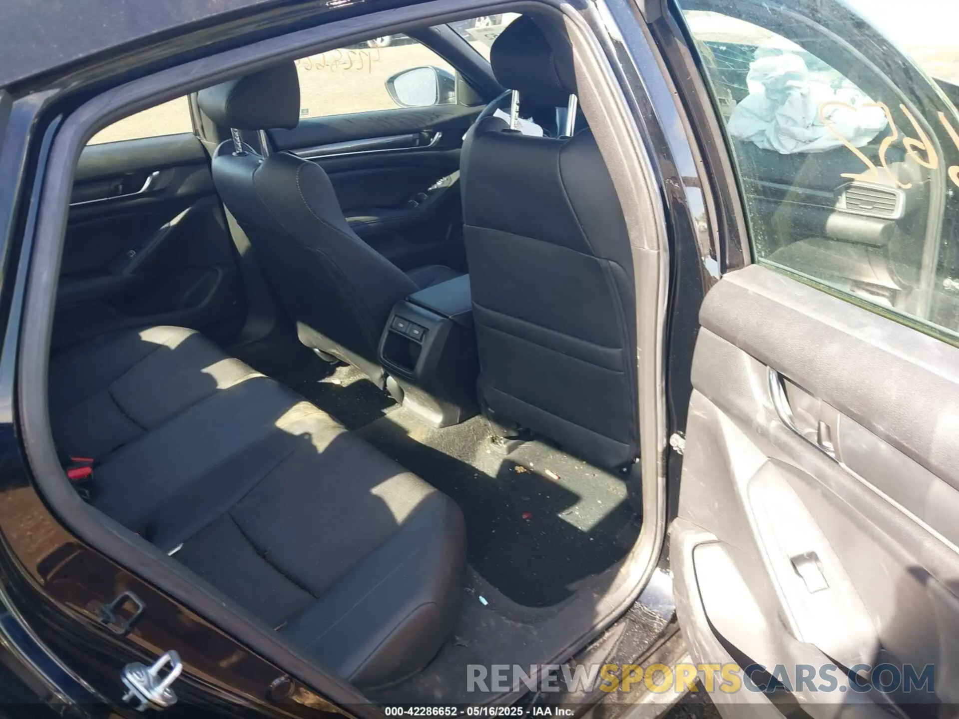 8 Photograph of a damaged car 1HGCV1F33MA088291 HONDA ACCORD 2021