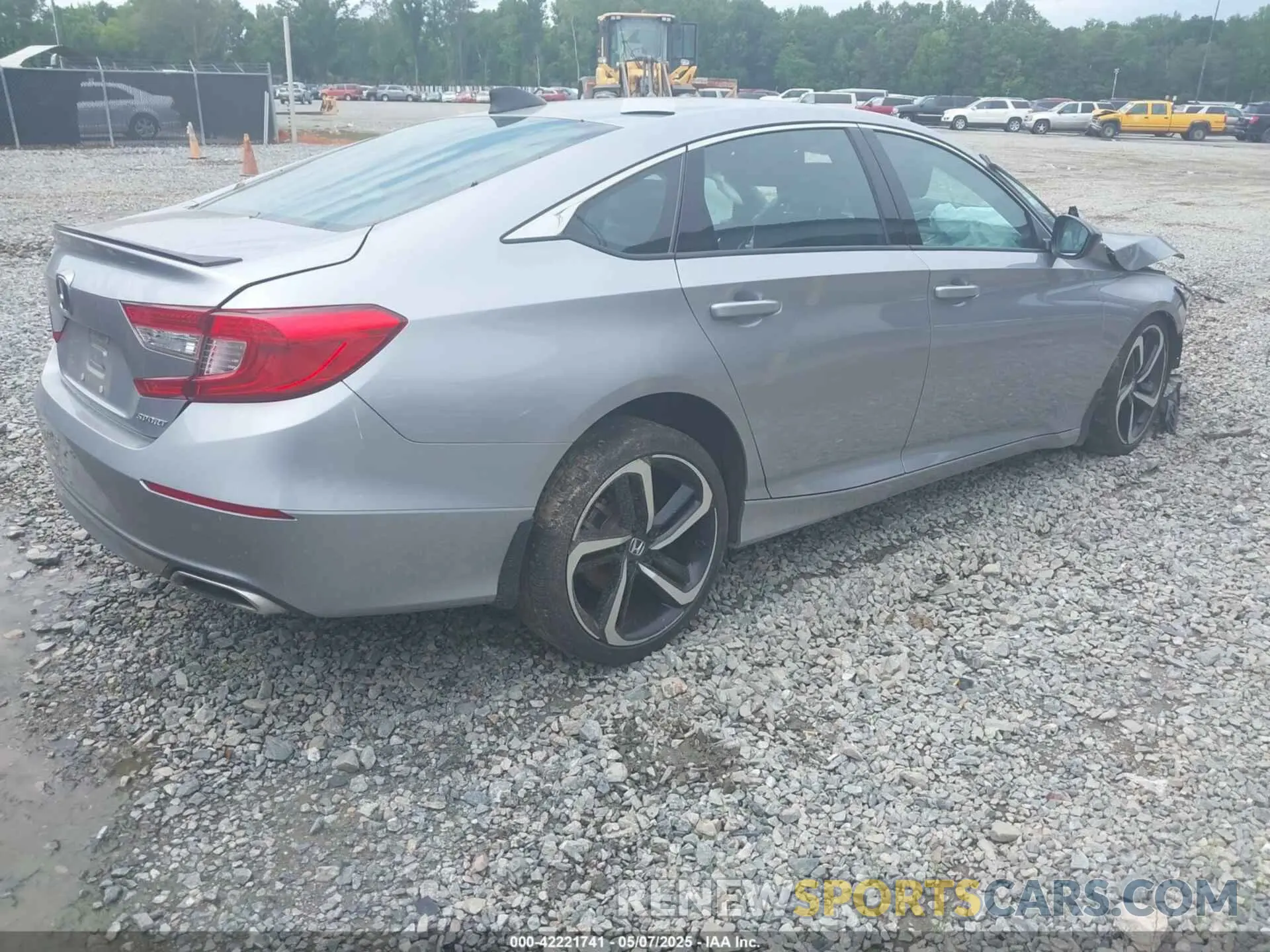 4 Photograph of a damaged car 1HGCV1F33MA098349 HONDA ACCORD 2021