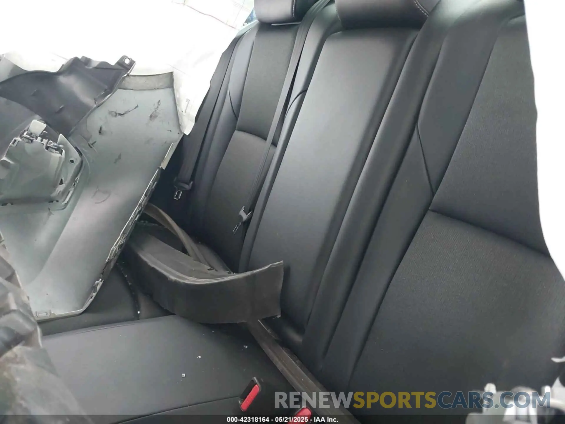 8 Photograph of a damaged car 1HGCV1F33MA104487 HONDA ACCORD 2021