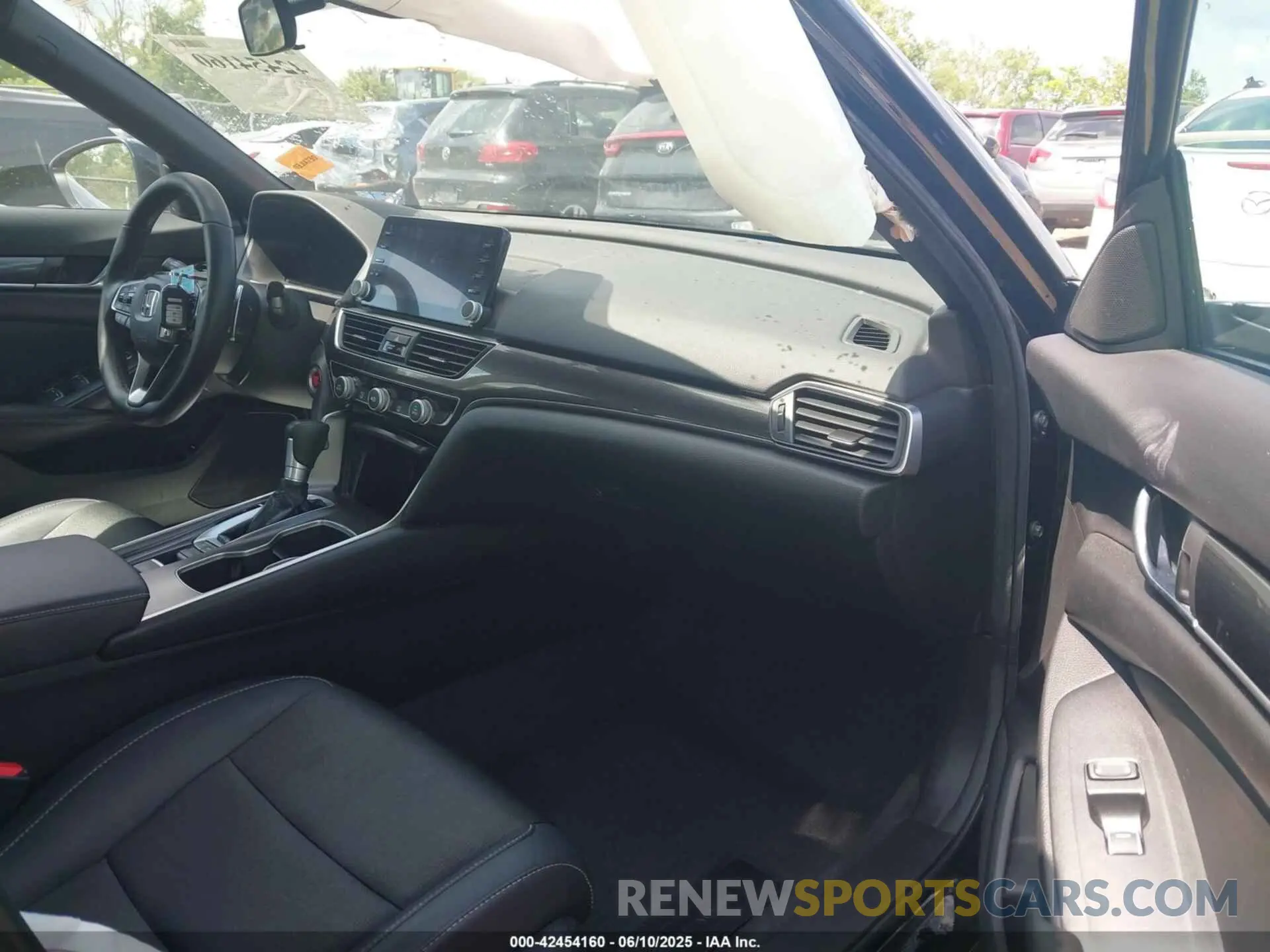 5 Photograph of a damaged car 1HGCV1F34MA098988 HONDA ACCORD 2021