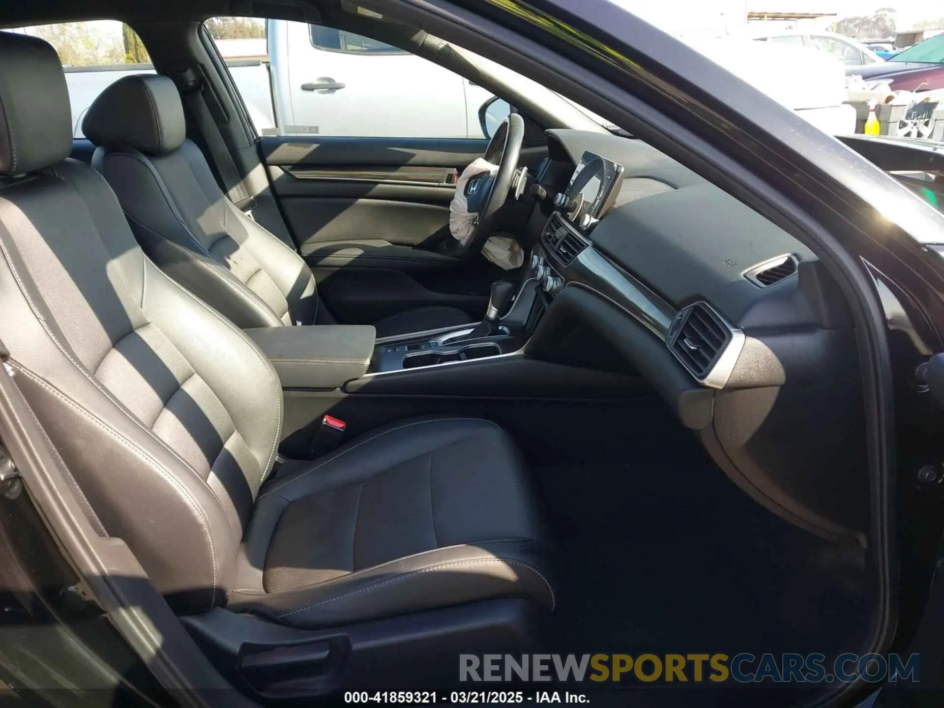 5 Photograph of a damaged car 1HGCV1F34MA102666 HONDA ACCORD 2021