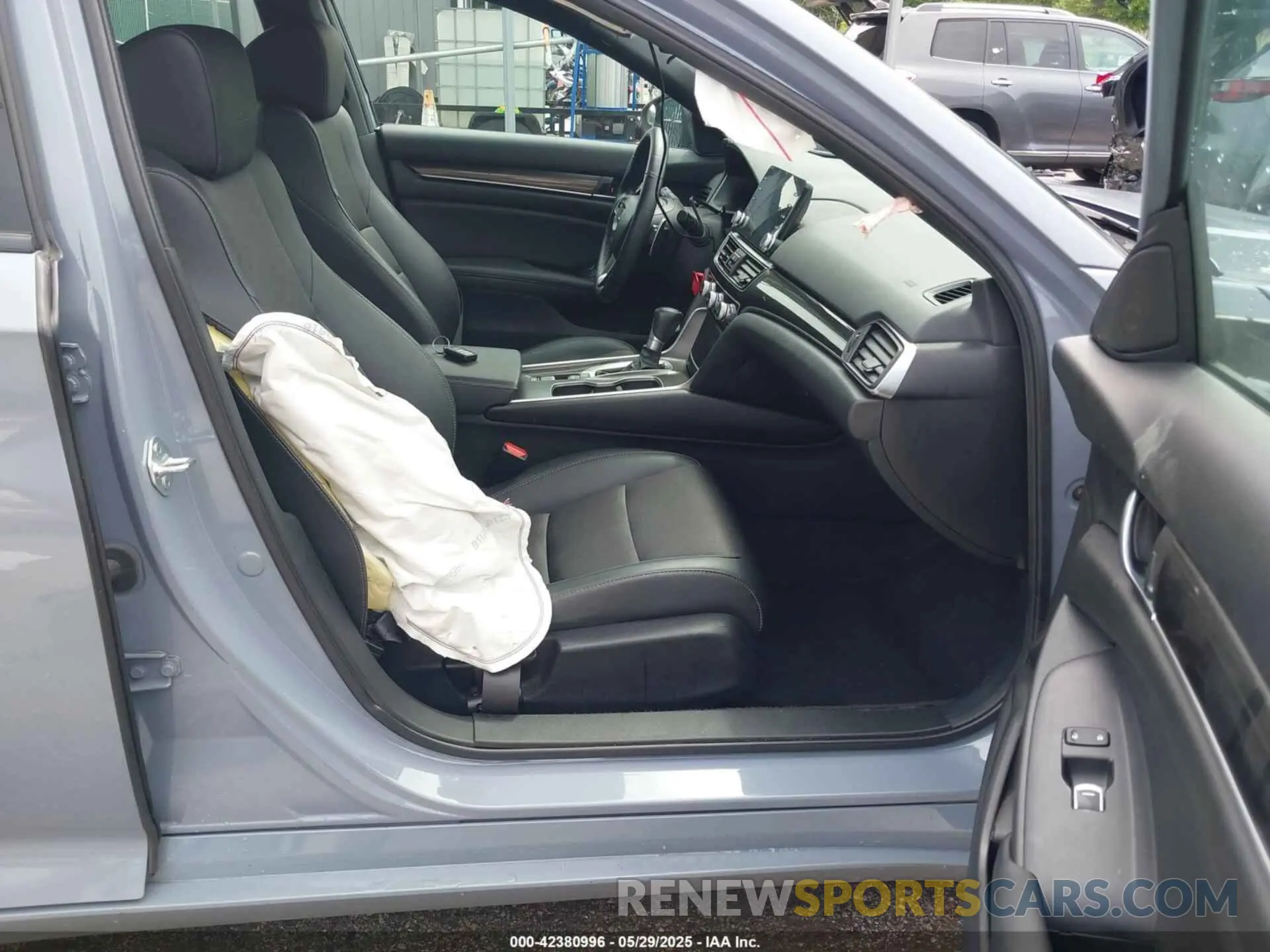 5 Photograph of a damaged car 1HGCV1F34MA107270 HONDA ACCORD 2021