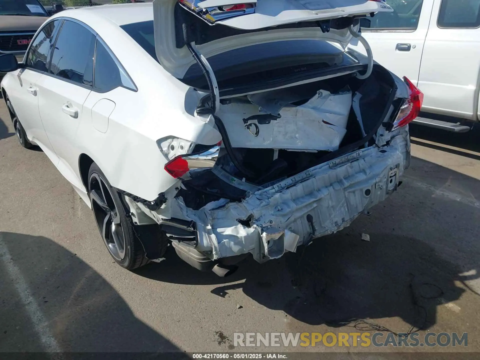 6 Photograph of a damaged car 1HGCV1F35MA009400 HONDA ACCORD 2021