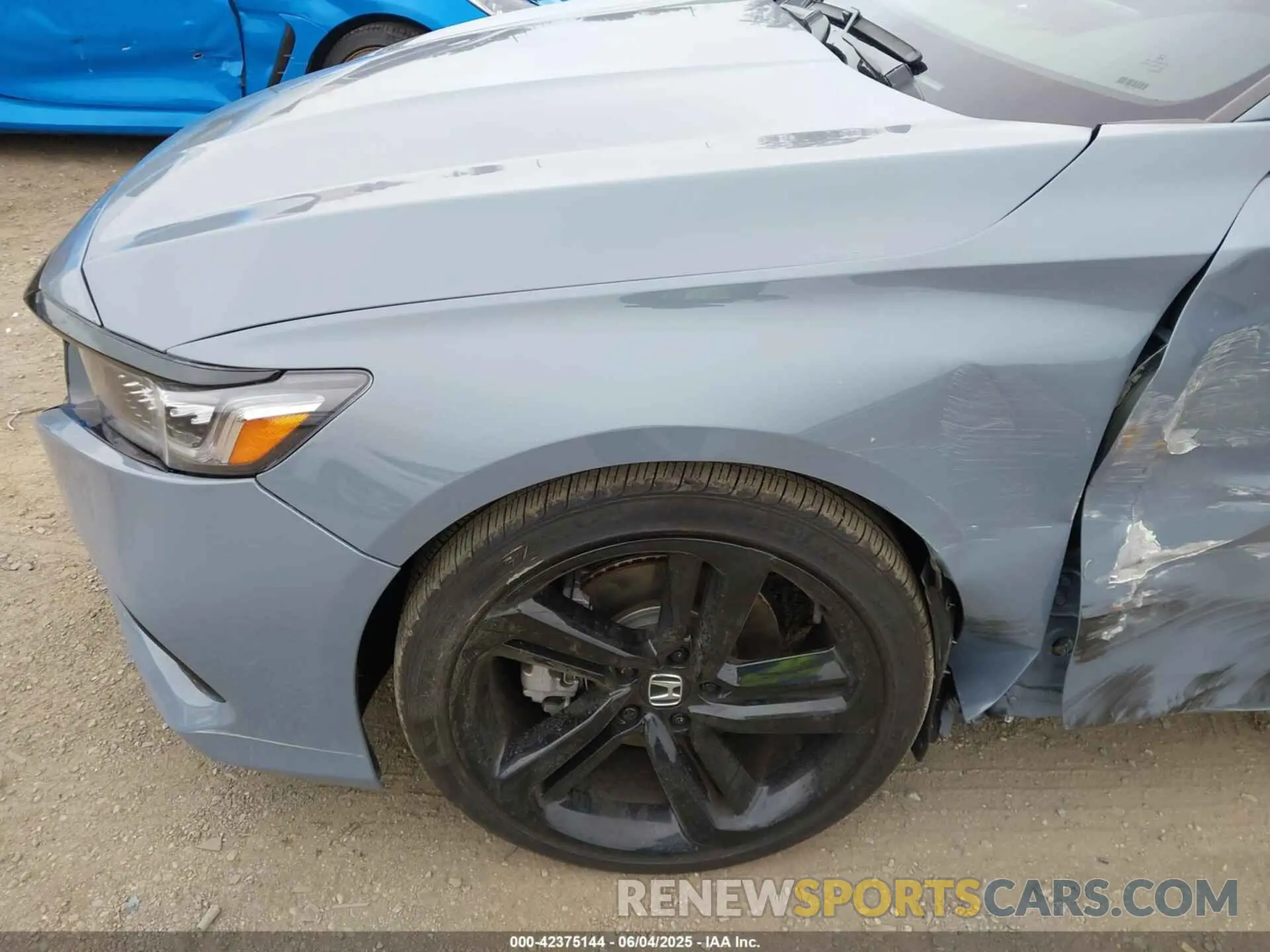 19 Photograph of a damaged car 1HGCV1F35MA014077 HONDA ACCORD 2021