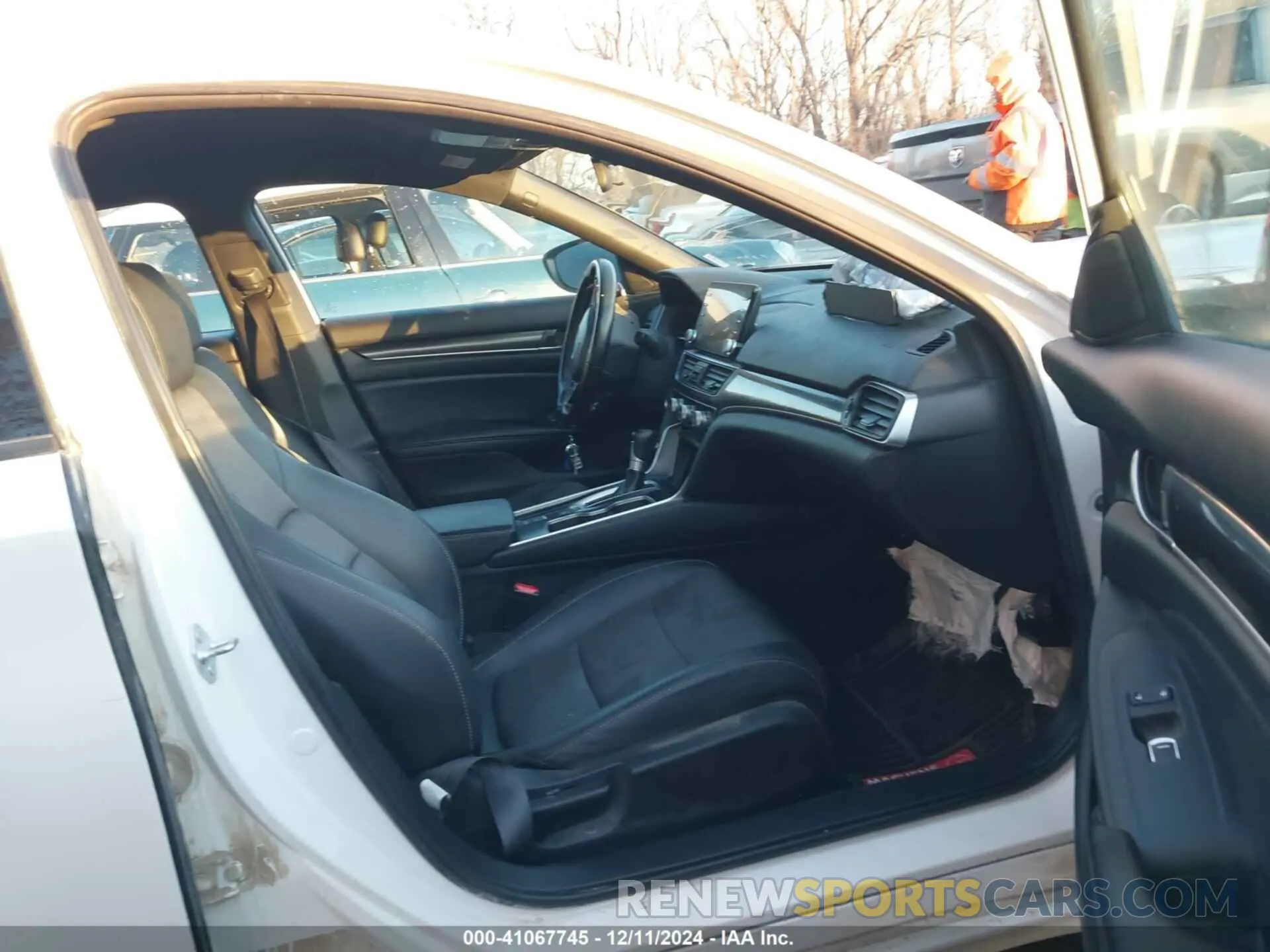 5 Photograph of a damaged car 1HGCV1F35MA056300 HONDA ACCORD 2021