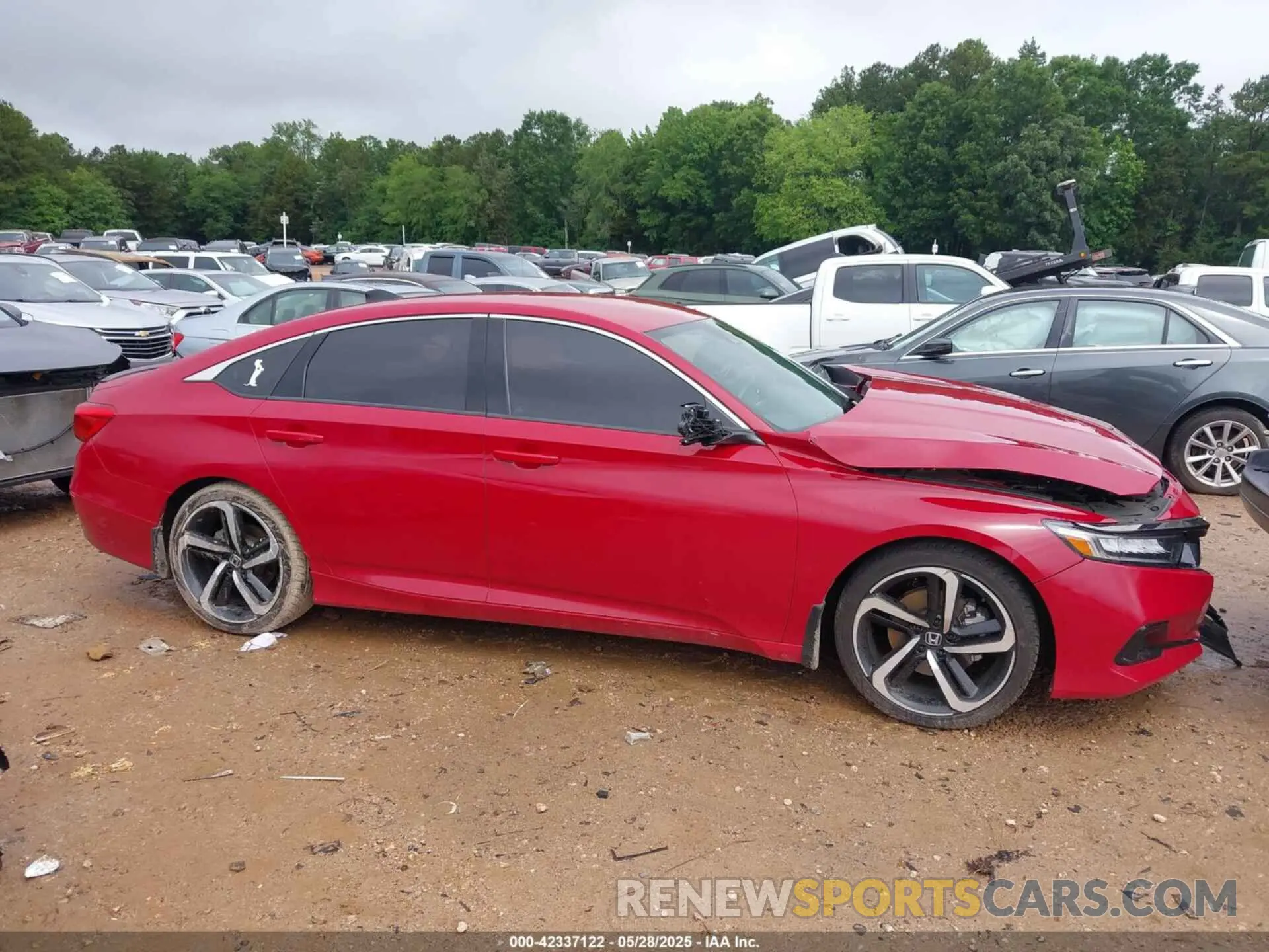 13 Photograph of a damaged car 1HGCV1F35MA061366 HONDA ACCORD 2021