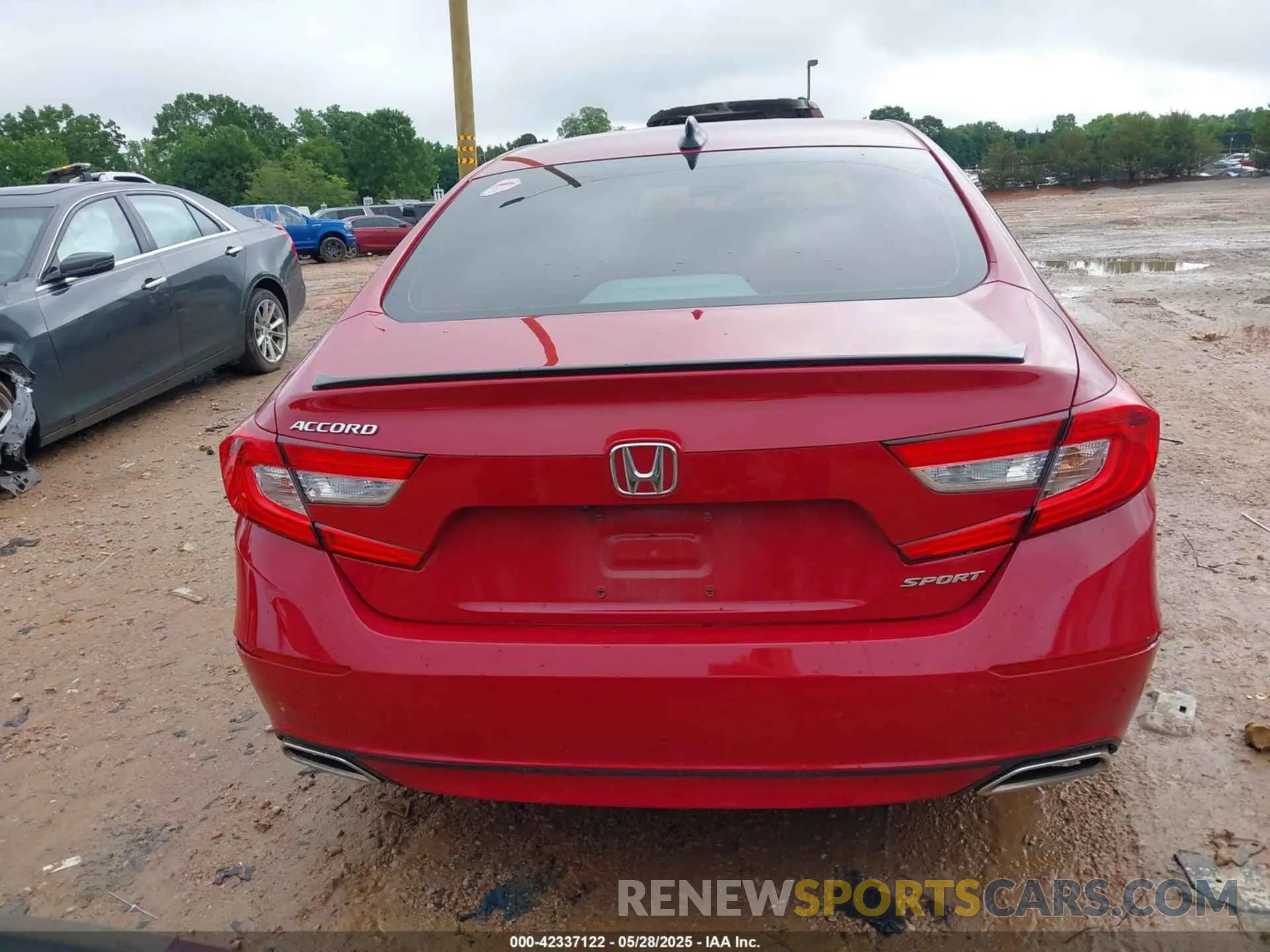 16 Photograph of a damaged car 1HGCV1F35MA061366 HONDA ACCORD 2021