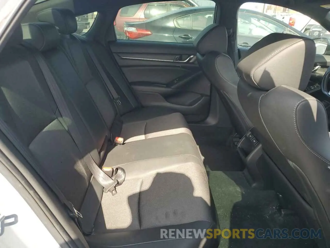 10 Photograph of a damaged car 1HGCV1F35MA083822 HONDA ACCORD 2021