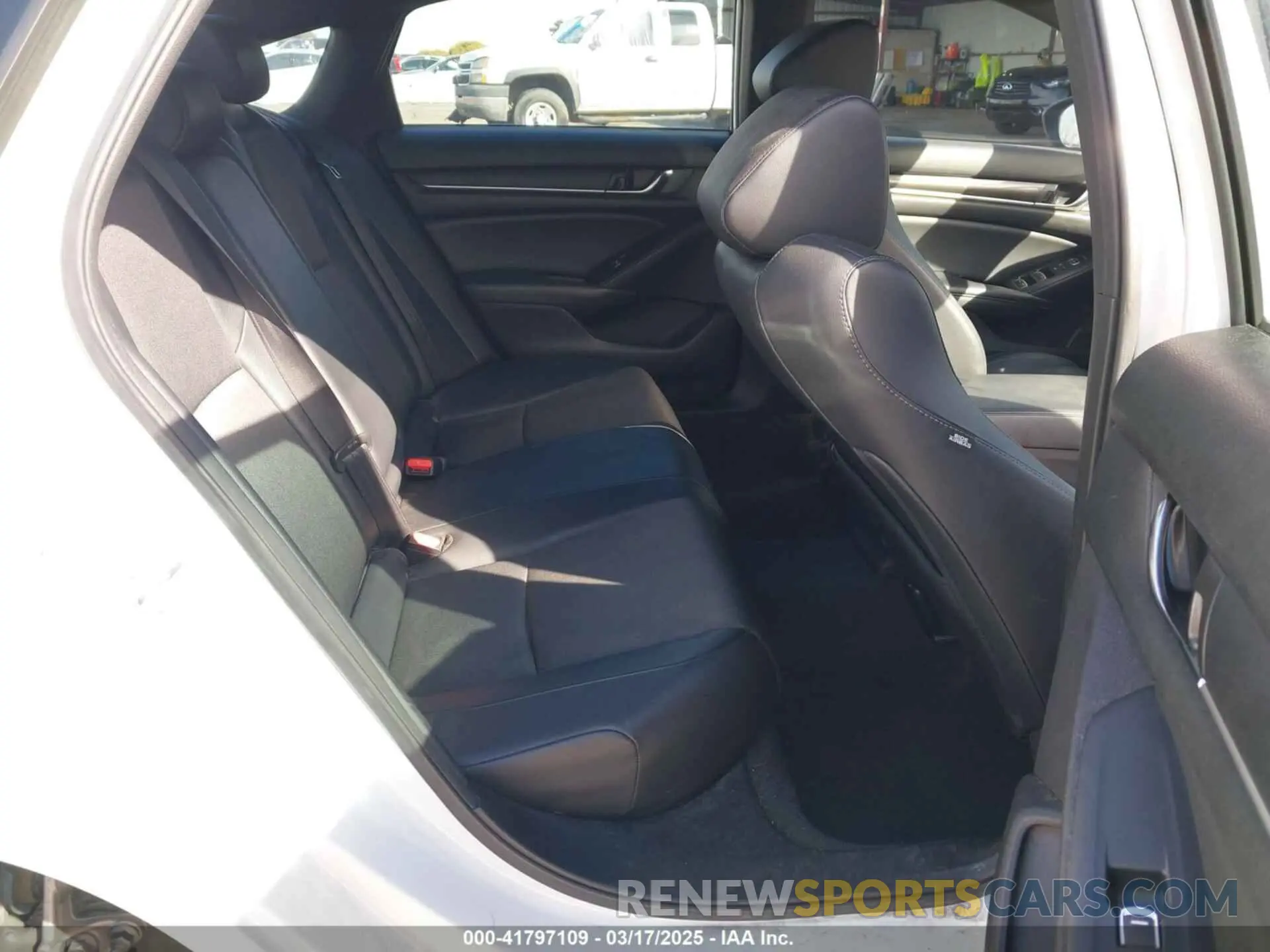 8 Photograph of a damaged car 1HGCV1F35MA109786 HONDA ACCORD 2021