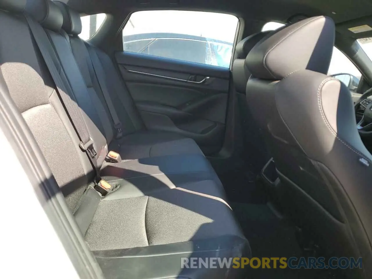 10 Photograph of a damaged car 1HGCV1F35MA120268 HONDA ACCORD 2021