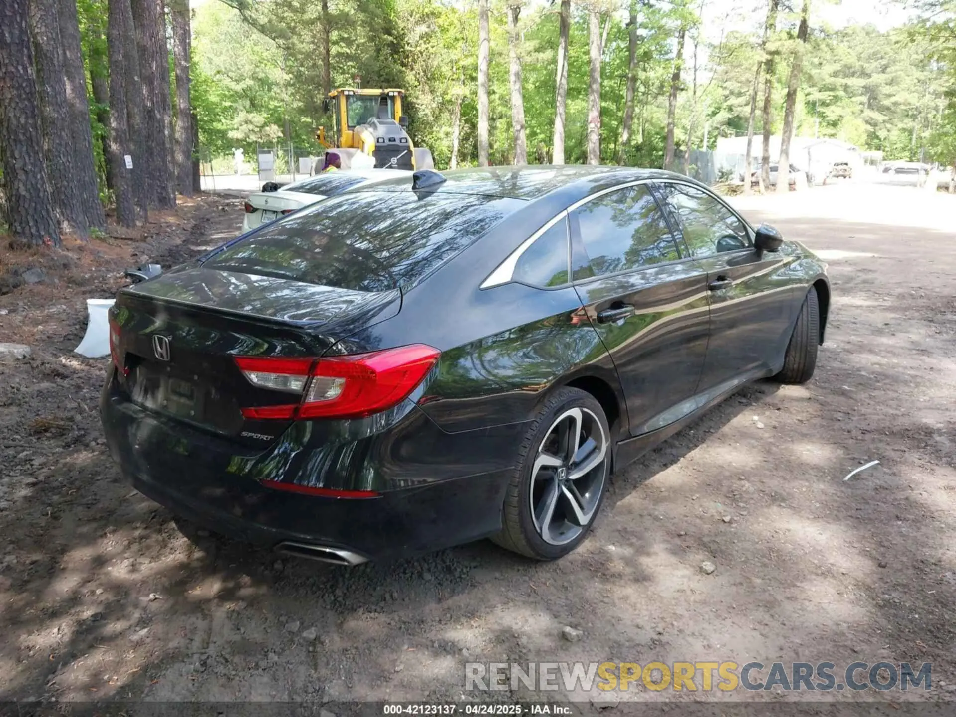 4 Photograph of a damaged car 1HGCV1F36MA016260 HONDA ACCORD 2021