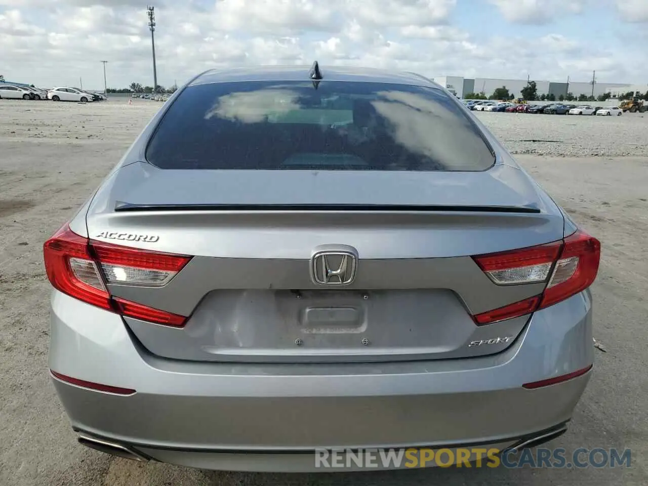 6 Photograph of a damaged car 1HGCV1F36MA031499 HONDA ACCORD 2021
