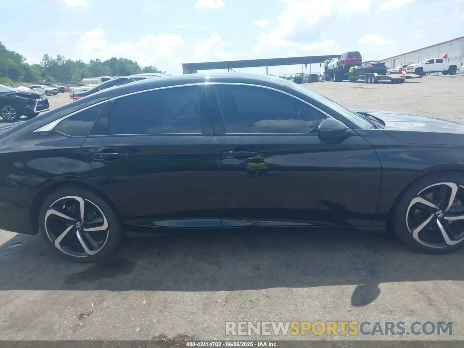13 Photograph of a damaged car 1HGCV1F36MA109702 HONDA ACCORD 2021
