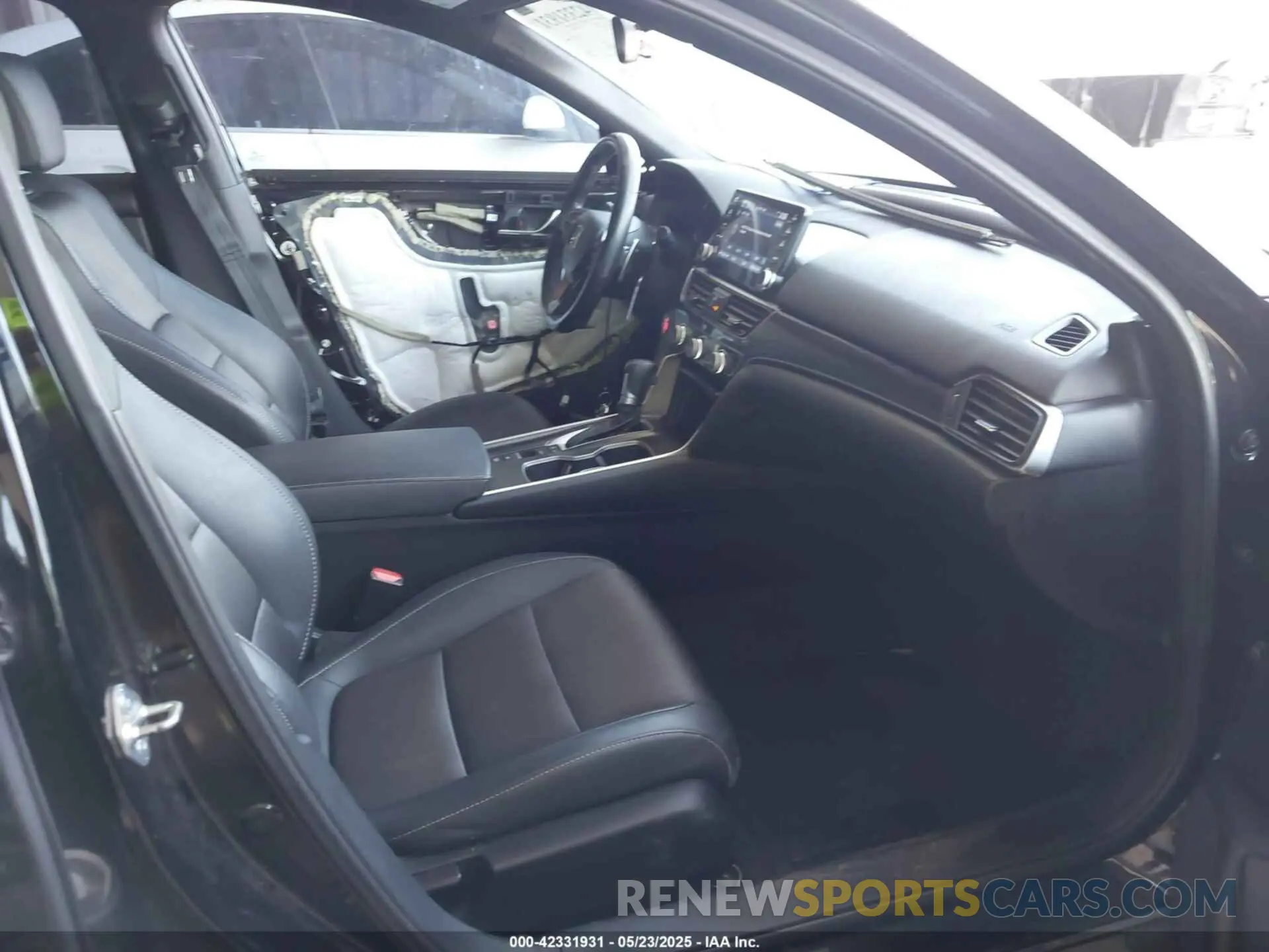 5 Photograph of a damaged car 1HGCV1F38MA003381 HONDA ACCORD 2021