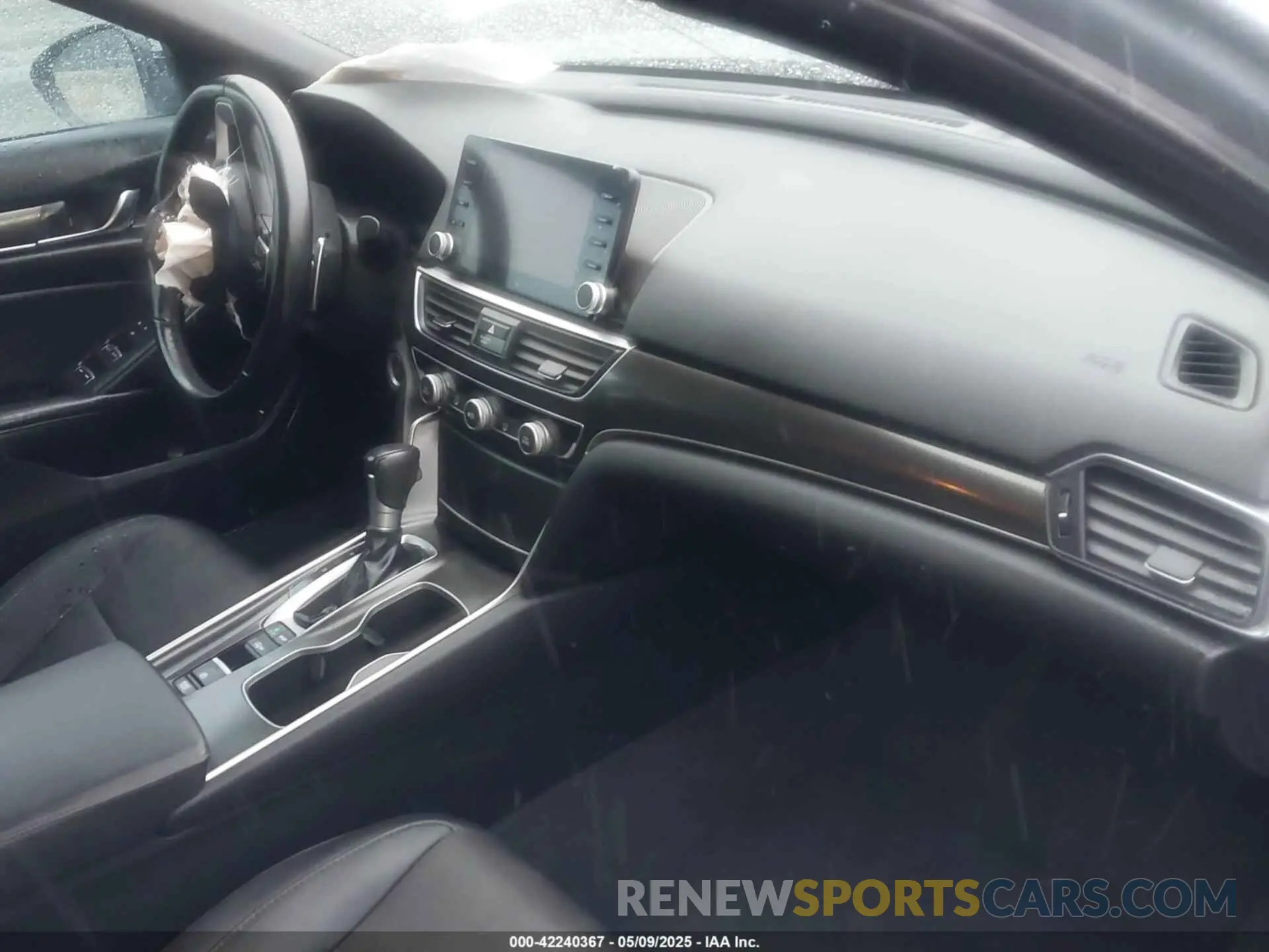 5 Photograph of a damaged car 1HGCV1F38MA028135 HONDA ACCORD 2021