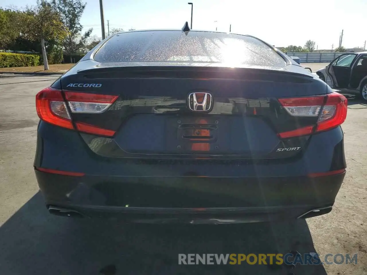 6 Photograph of a damaged car 1HGCV1F38MA054881 HONDA ACCORD 2021