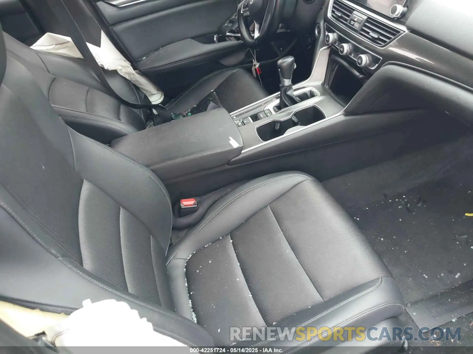 5 Photograph of a damaged car 1HGCV1F38MA099805 HONDA ACCORD 2021
