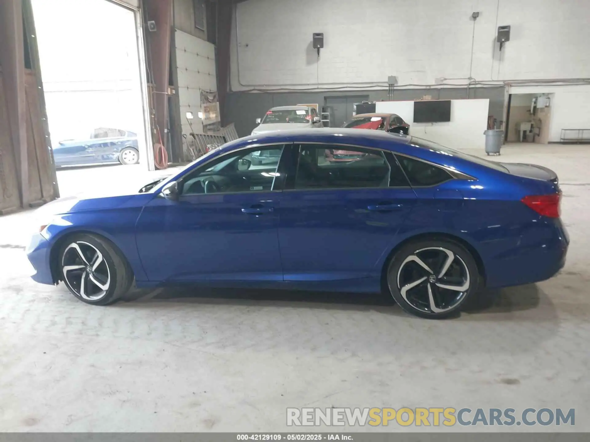14 Photograph of a damaged car 1HGCV1F38MA101133 HONDA ACCORD 2021