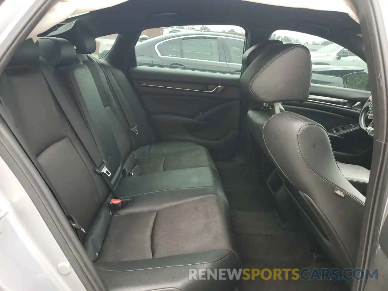 10 Photograph of a damaged car 1HGCV1F38MA118613 HONDA ACCORD 2021