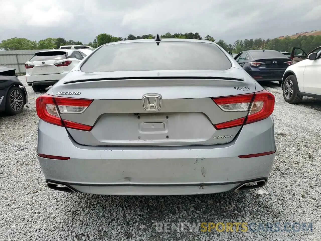 6 Photograph of a damaged car 1HGCV1F38MA118613 HONDA ACCORD 2021