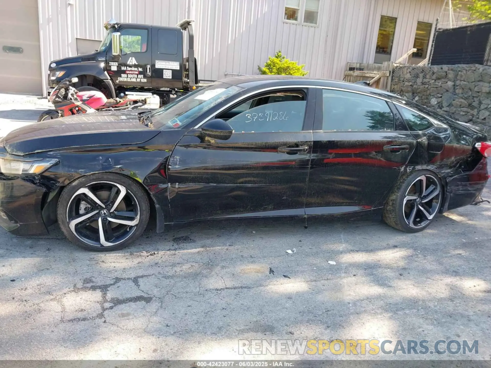 6 Photograph of a damaged car 1HGCV1F38MA124816 HONDA ACCORD 2021