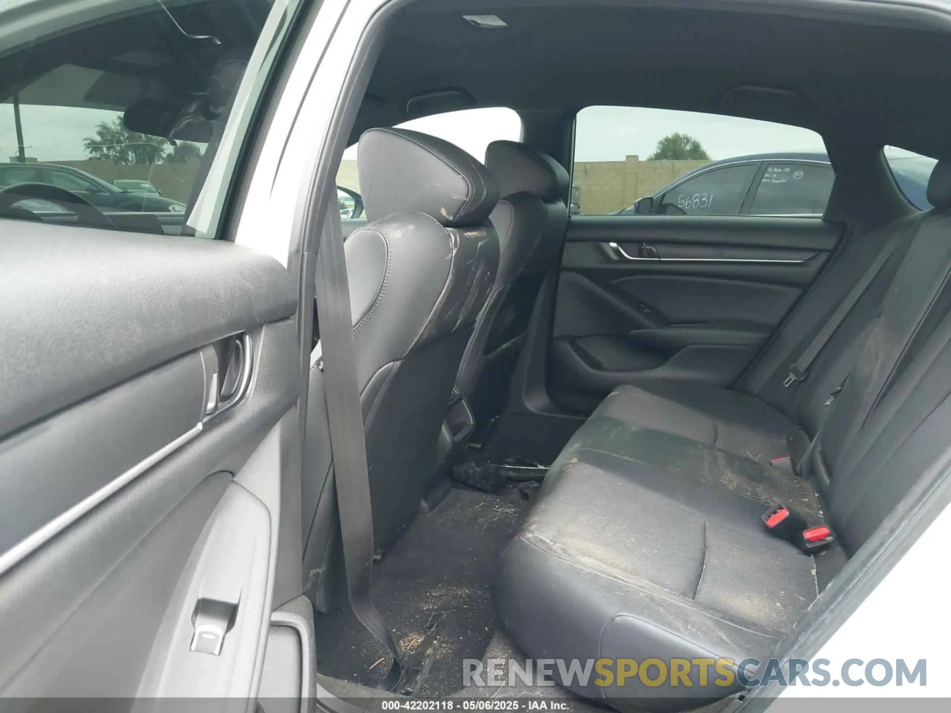 8 Photograph of a damaged car 1HGCV1F39MA001025 HONDA ACCORD 2021