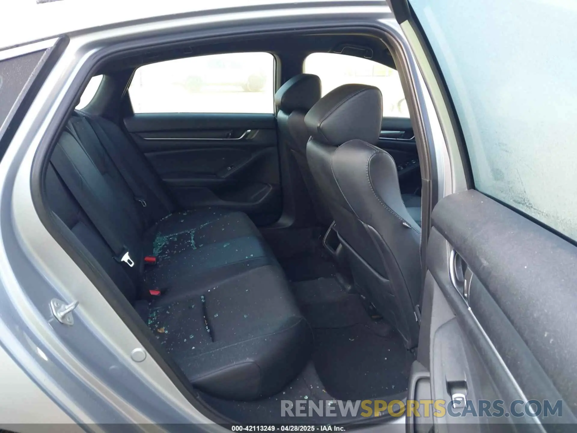 8 Photograph of a damaged car 1HGCV1F39MA016530 HONDA ACCORD 2021