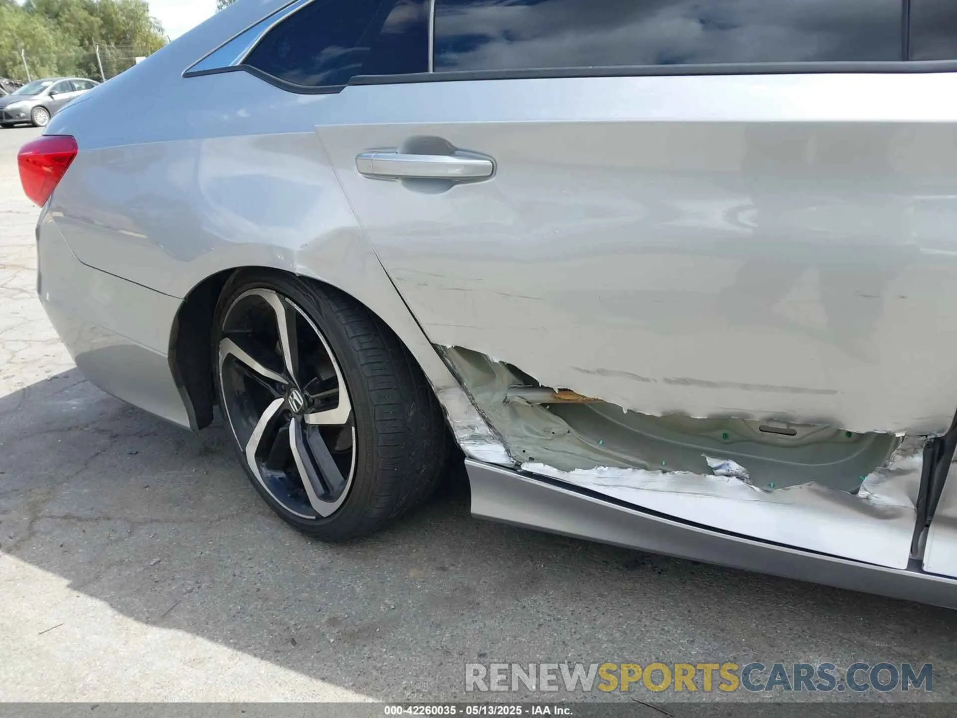 6 Photograph of a damaged car 1HGCV1F39MA020853 HONDA ACCORD 2021