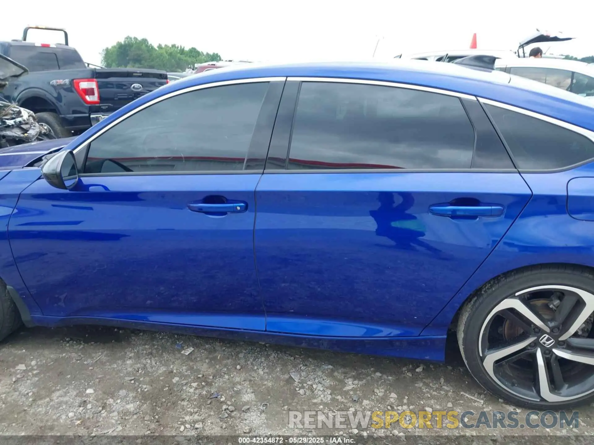 15 Photograph of a damaged car 1HGCV1F39MA024045 HONDA ACCORD 2021