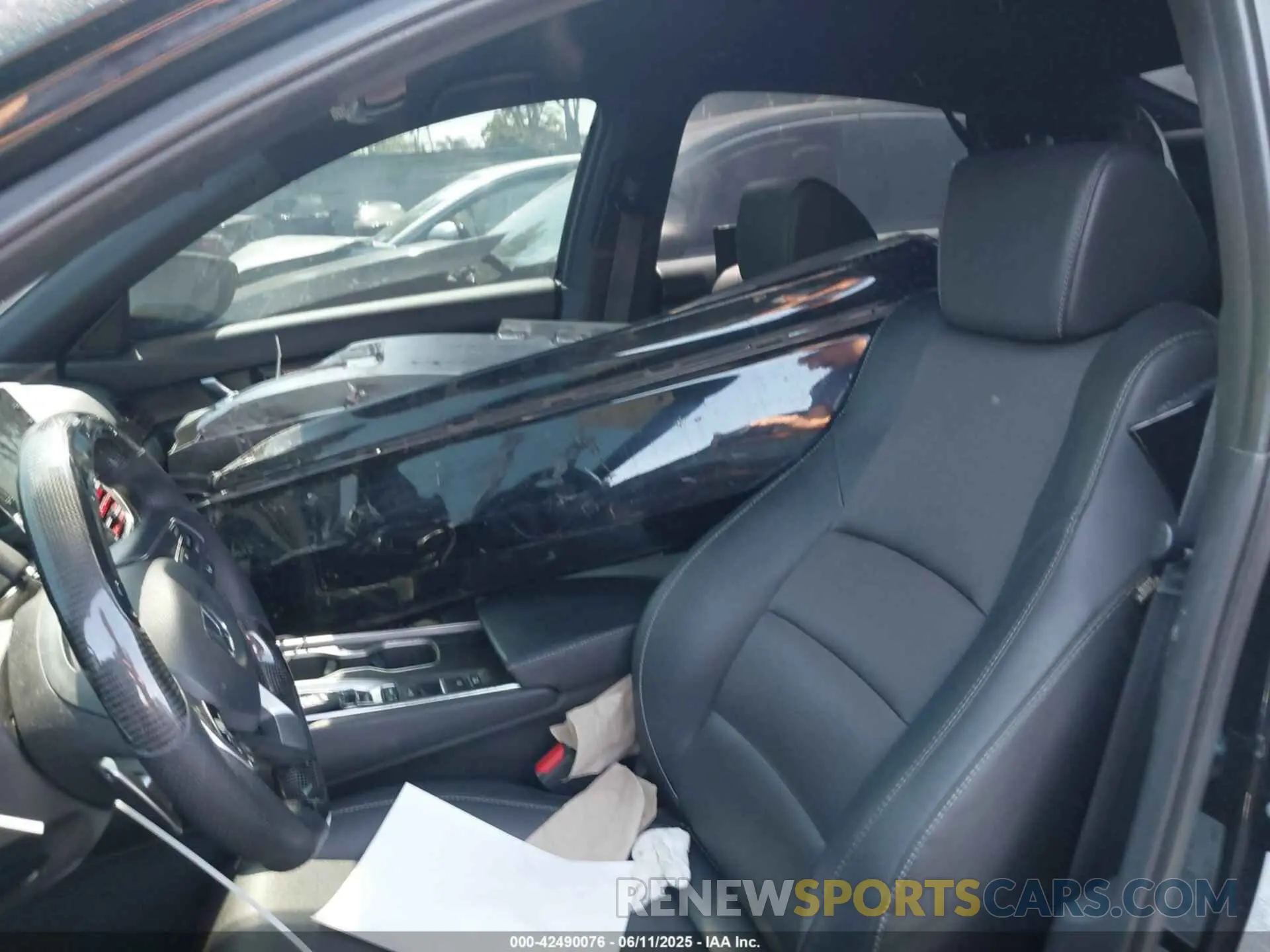 19 Photograph of a damaged car 1HGCV1F39MA084150 HONDA ACCORD 2021