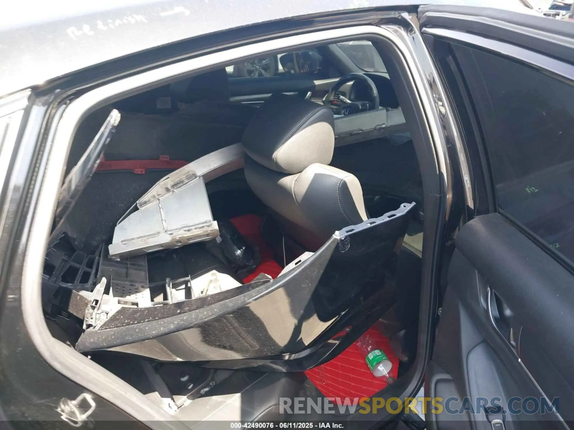 8 Photograph of a damaged car 1HGCV1F39MA084150 HONDA ACCORD 2021