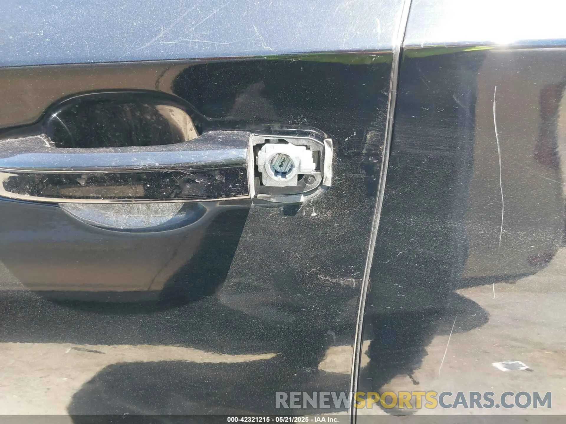6 Photograph of a damaged car 1HGCV1F39MA088313 HONDA ACCORD 2021