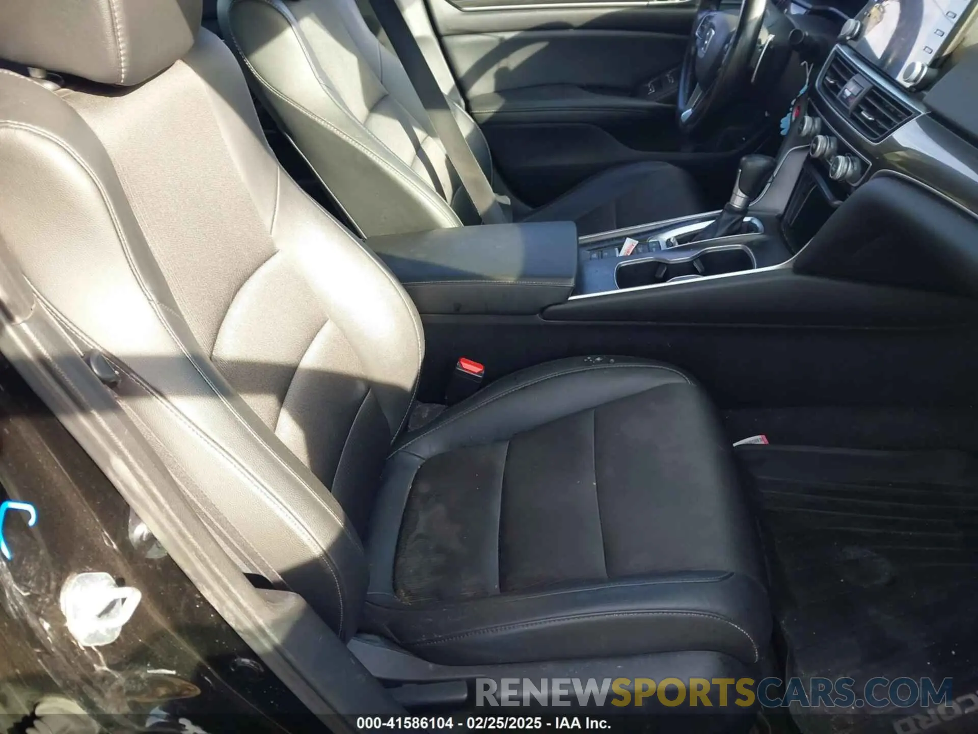 5 Photograph of a damaged car 1HGCV1F39MA102288 HONDA ACCORD 2021