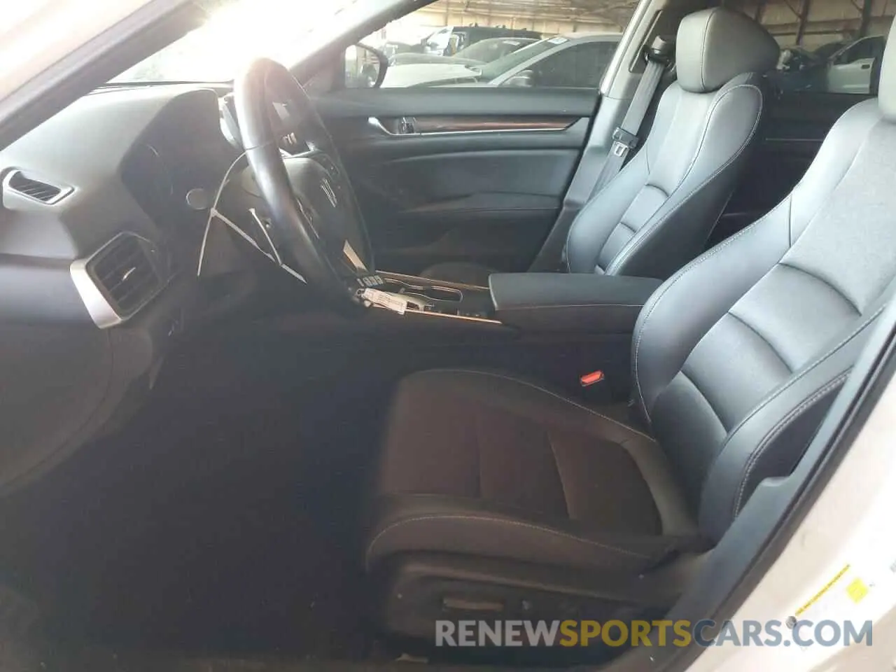 7 Photograph of a damaged car 1HGCV1F3XMA082732 HONDA ACCORD 2021