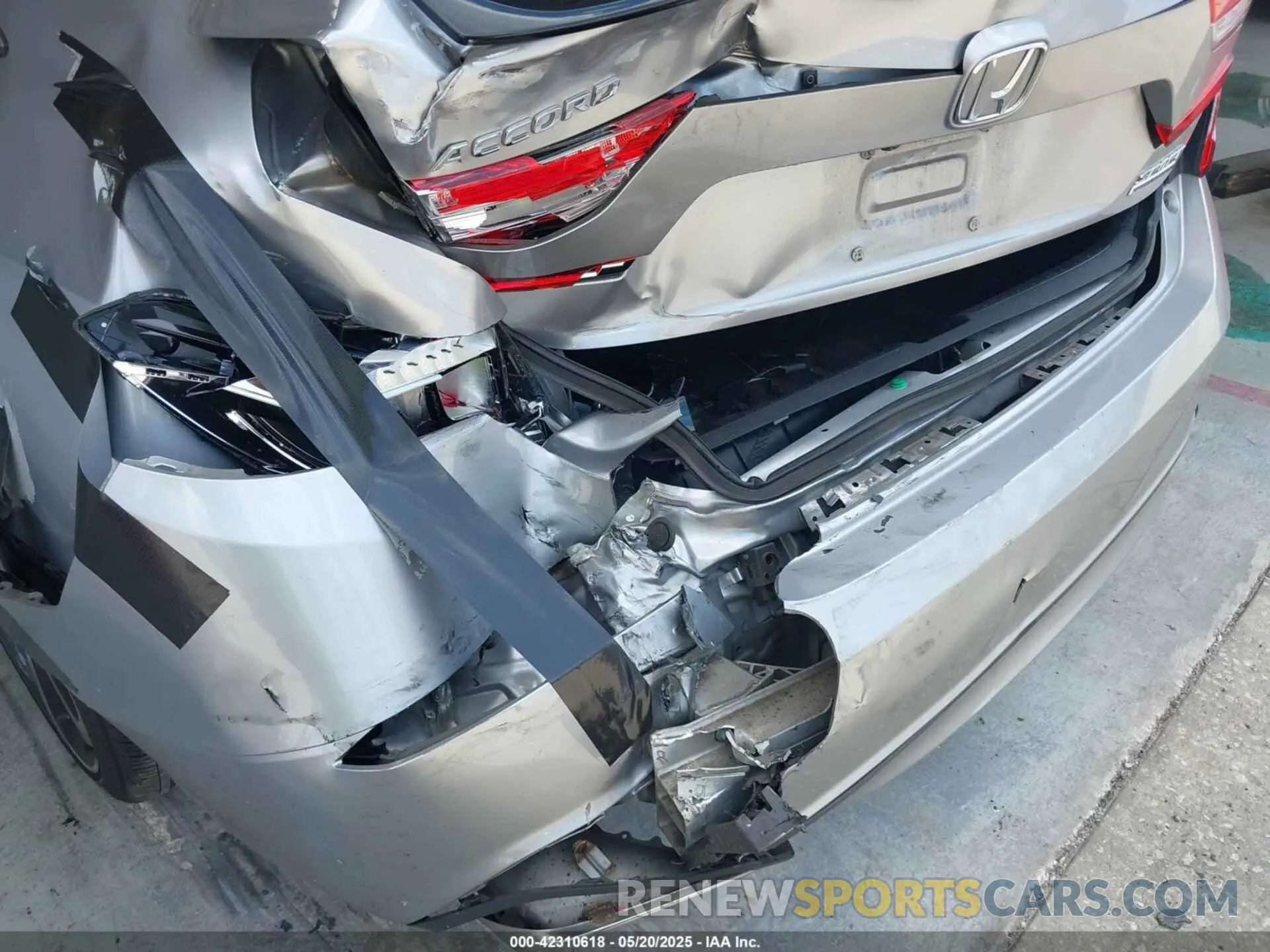 6 Photograph of a damaged car 1HGCV1F40MA068265 HONDA ACCORD 2021