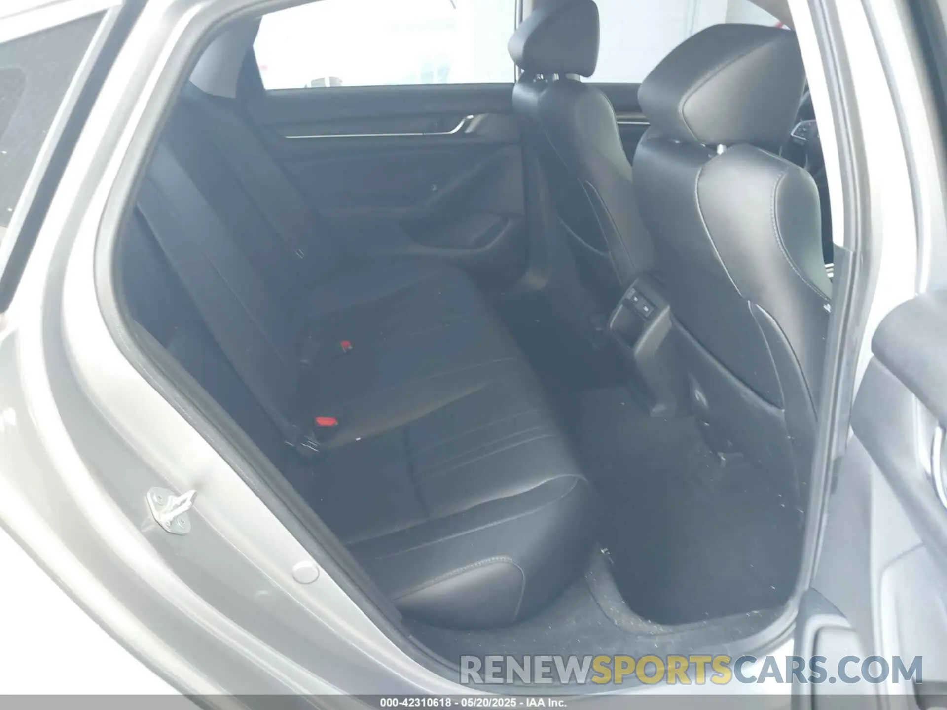 8 Photograph of a damaged car 1HGCV1F40MA068265 HONDA ACCORD 2021
