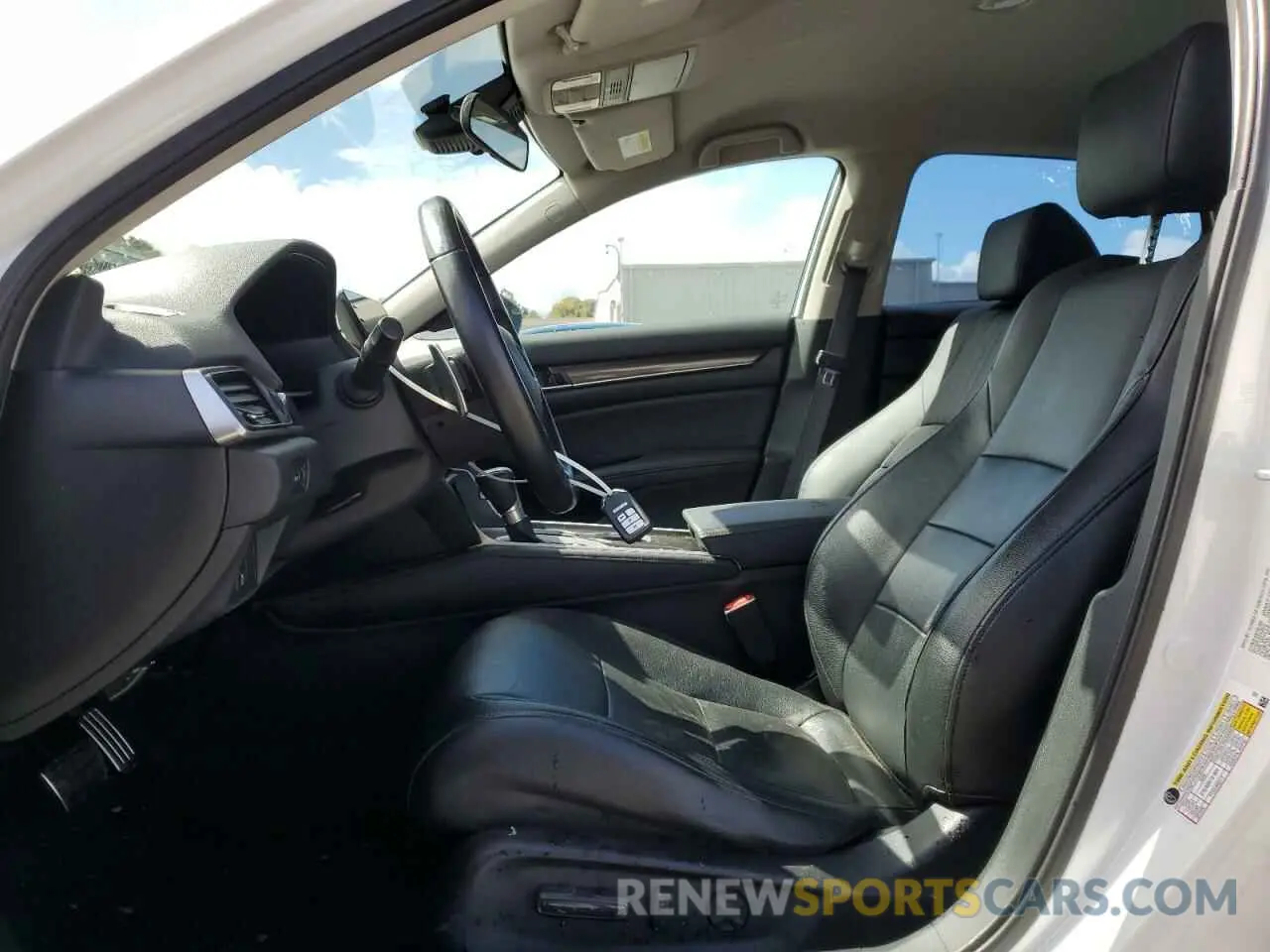 7 Photograph of a damaged car 1HGCV1F41MA025263 HONDA ACCORD 2021