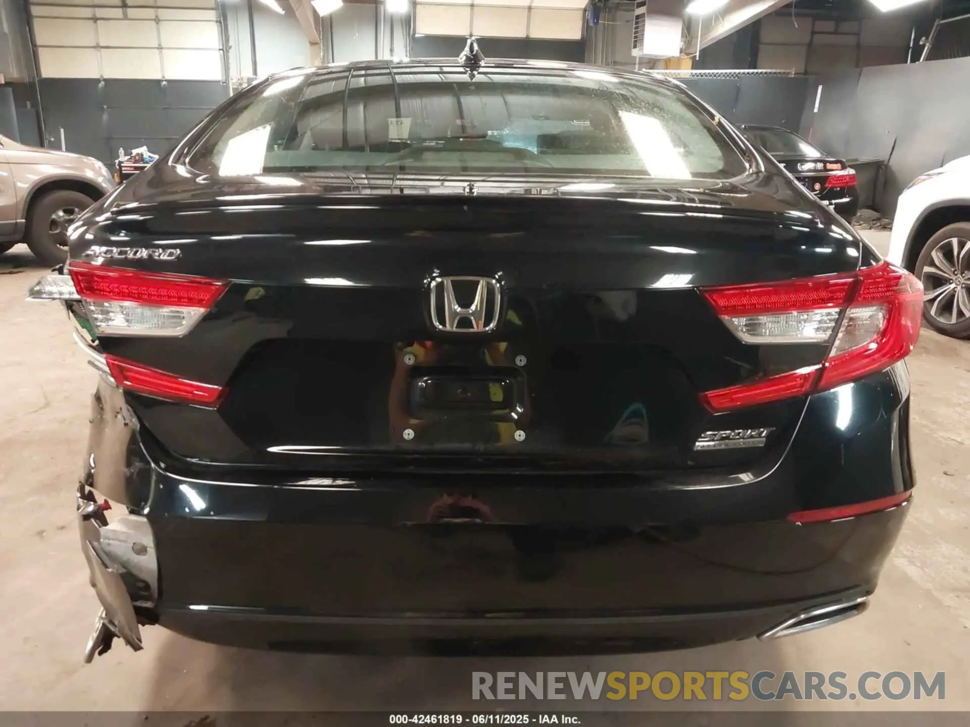 16 Photograph of a damaged car 1HGCV1F41MA050180 HONDA ACCORD 2021