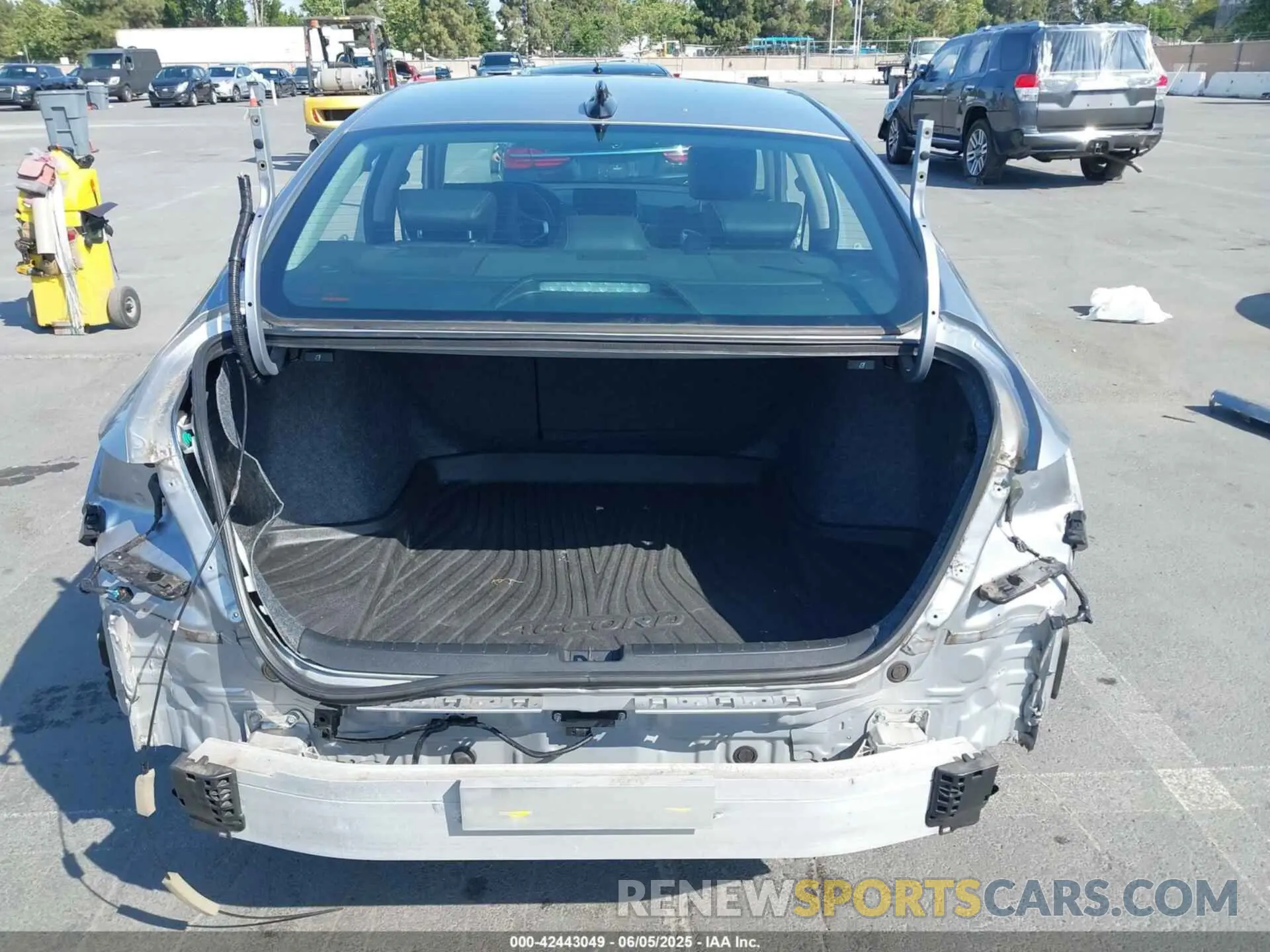 15 Photograph of a damaged car 1HGCV1F41MA091702 HONDA ACCORD 2021