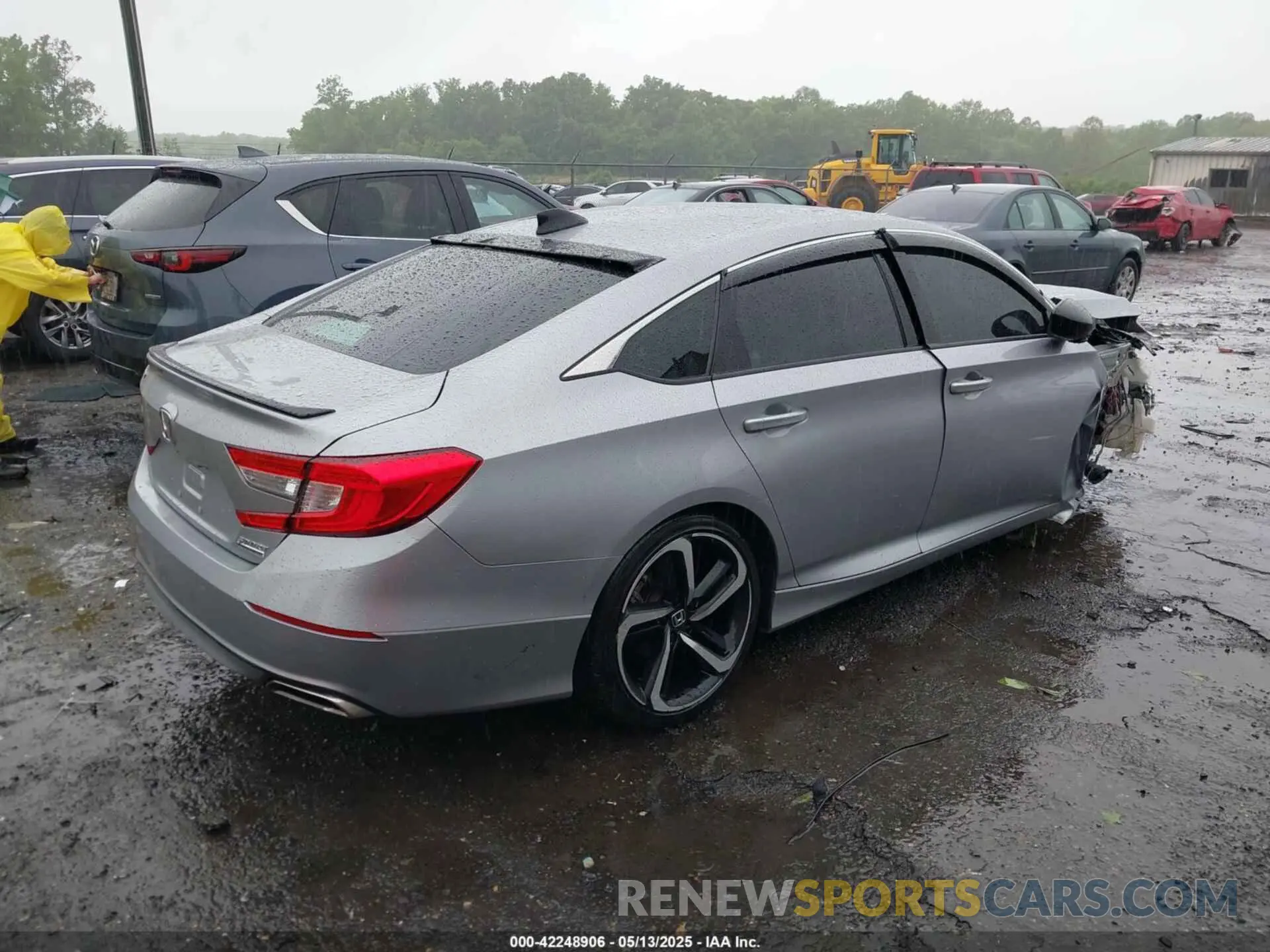 4 Photograph of a damaged car 1HGCV1F41MA095331 HONDA ACCORD 2021